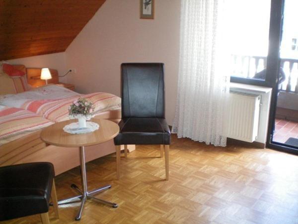Mosel-Gaestehaus Kirch Ernst Room photo